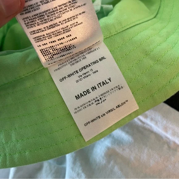 OFF WHITE Virgil Abloh Empty Gallery Neon Green Bucket Hat